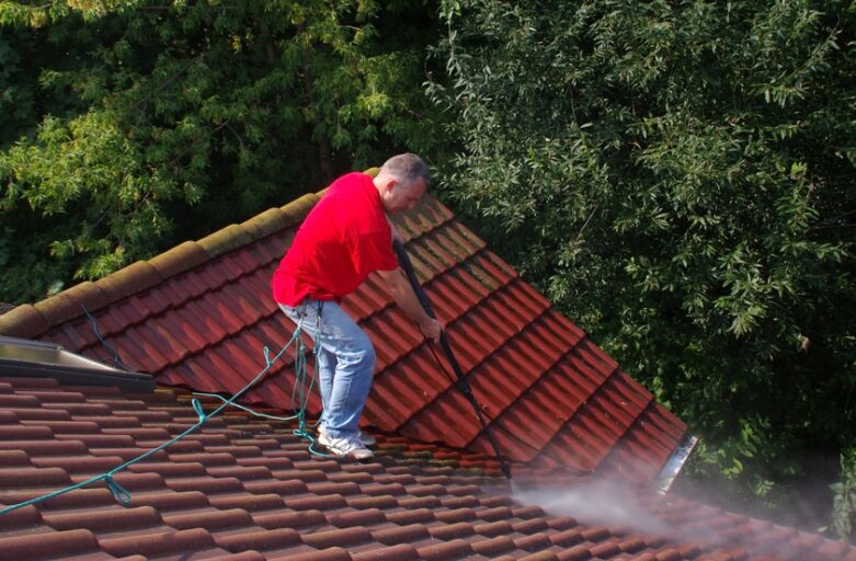 The Importance of Roof Cleaning